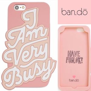 3/$20 🎁 FREE GIFT Ban.do 6/6S Busy Silicone pink
